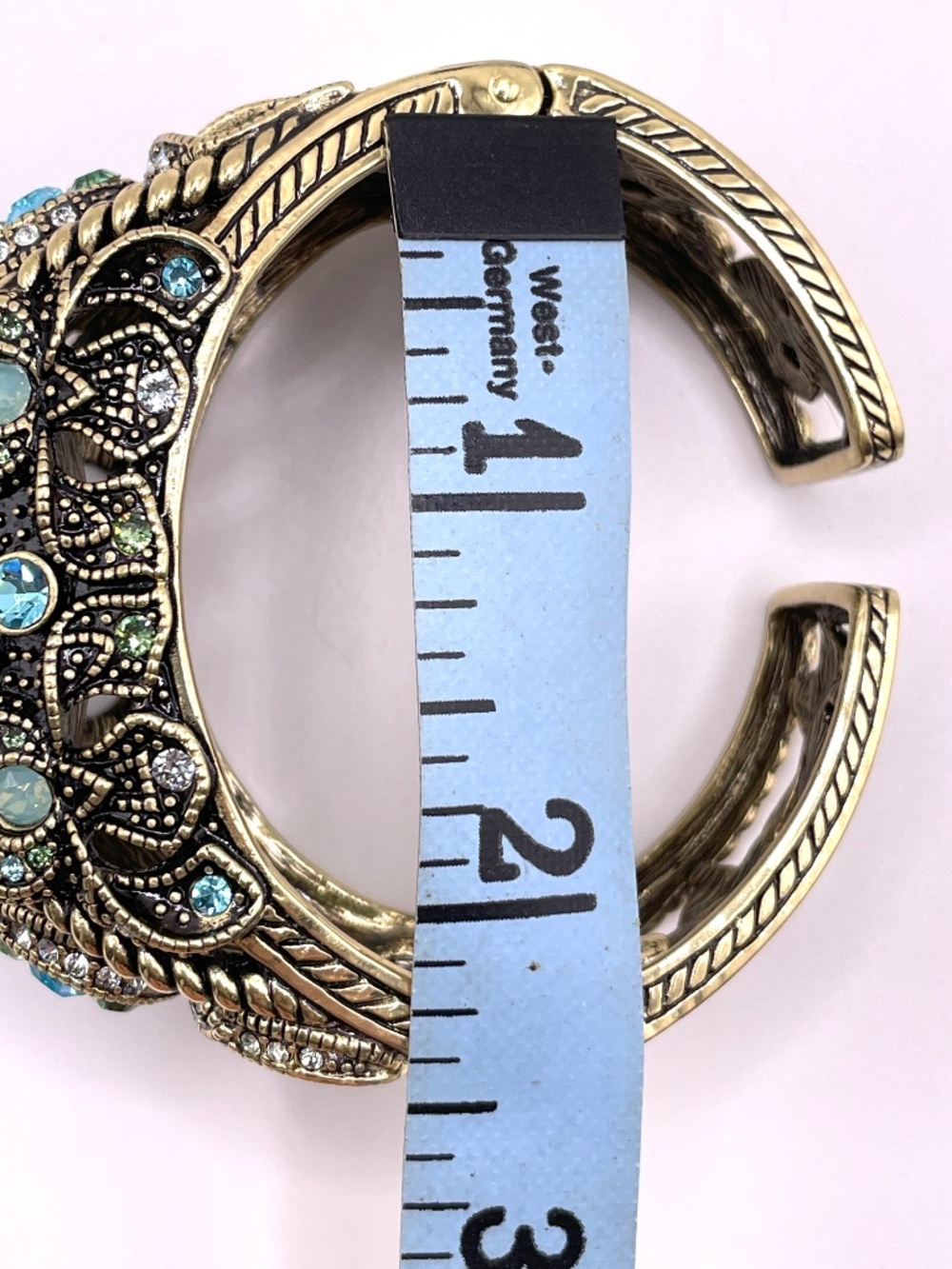 Heidi Daus Dazzling Damoiselle Chunky Statement Bracelet 6 3/4" - Picture 6 of 16